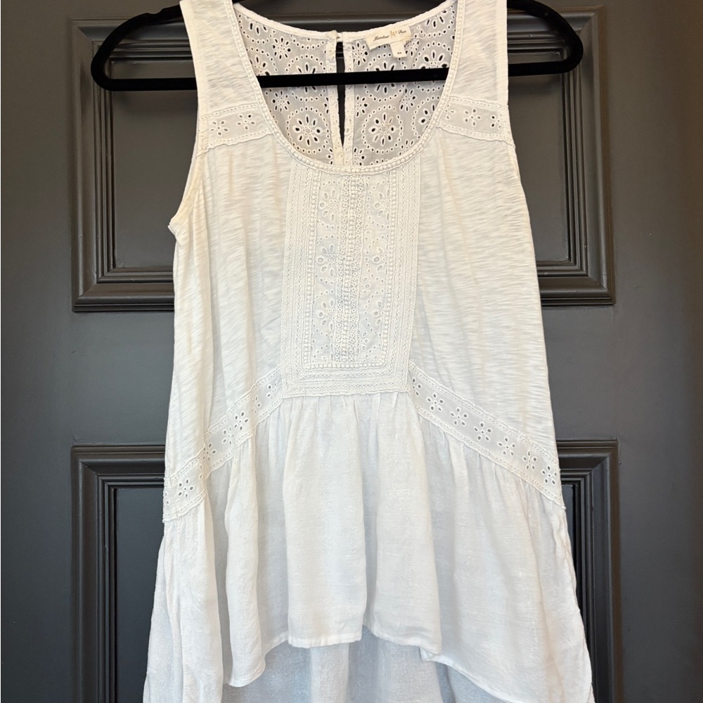 Anthropologie - Meadow Rue White Lace Detail Sleeveless Top